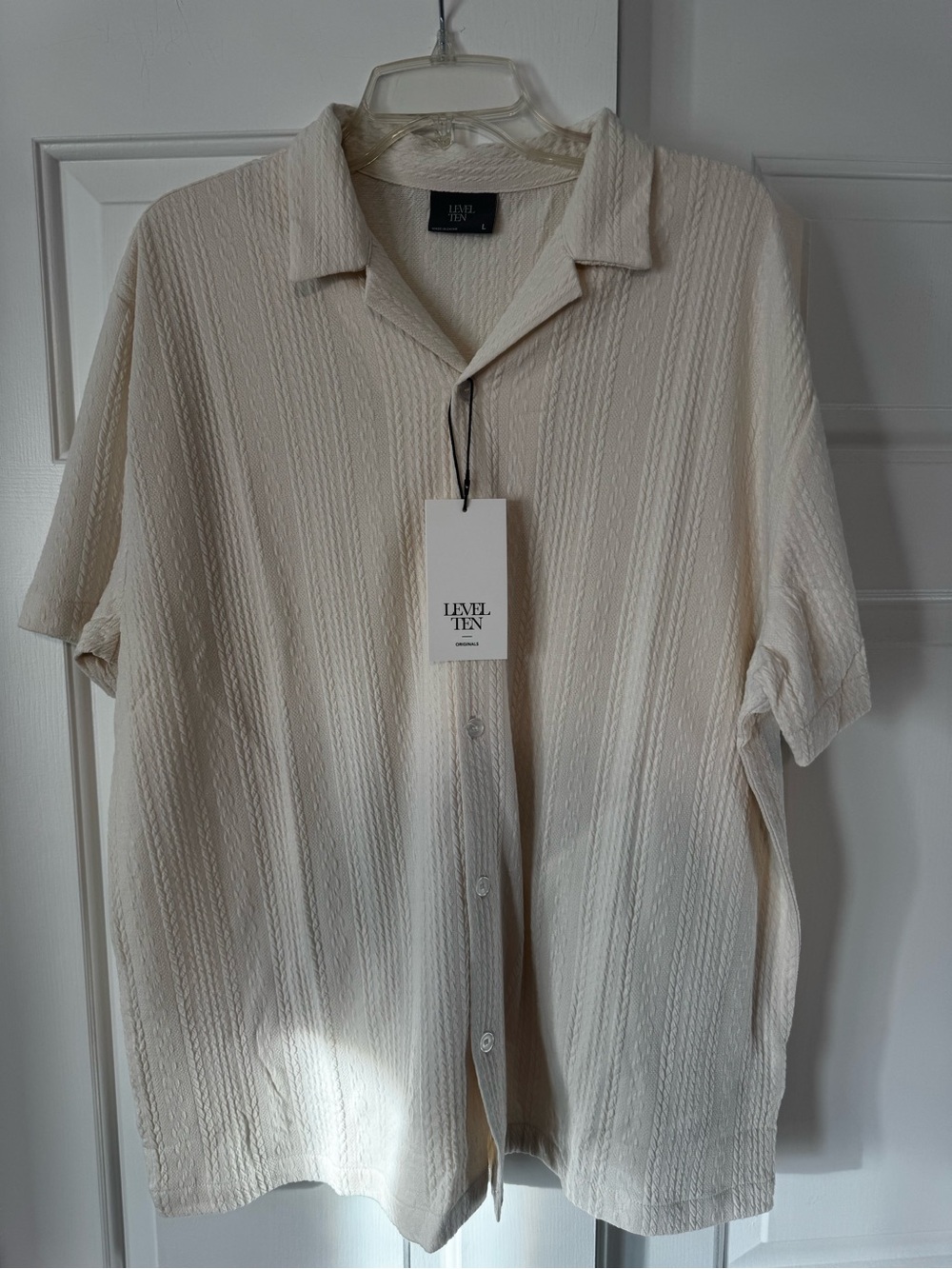 Level Ten Men's Cream Short-Sleeve Button-Down Shirt